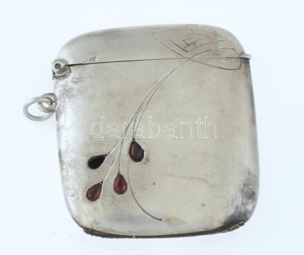 Ezüst (Ag) szecessziós gyufatartó, gránátokkal ékítve, 1db gránát hiány, jelzett, 5,5x5cm, bruttó: 24g