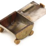Art Deco cigarettatartó, alpakka, bakelit, kopott, jelzés nélkül, 9x10x6cm - Image 2
