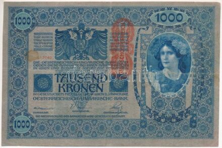 Ausztria 1919. (1902) 1000K '1815 13040' függőleges 'DEUTSCHÖSTERREICH' felülbélyegzéssel, mindkét oldal német T:III folt Austria 1919. (1902) 1000 Kronen '1815 13040' with vertical 'DEUTSCHÖSTERREICH' overprint, both sides in german C:F