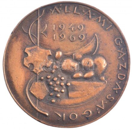 1969. 'Állami Gazdaságok 1949 - 1969' egyoldalas öntött bronz (85mm) T:1-