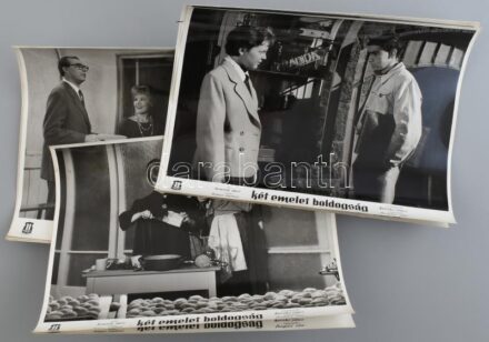 1960 ,,Két emelet boldogság' című film jelenetei és szereplői 13 db vintage produkciós filmfotó, 24x30 cm