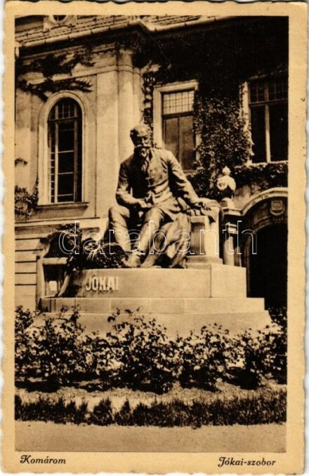 1942 Komárom, Komárno; Jókai szobor / statue, monument (EK)