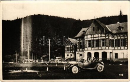 Dobsina, Dobschau; Jégbarlangi szálloda, automobil. Fejér Endre kiadása / Hotel u ladovej jaskyne / hotel near the ice cave, automobile