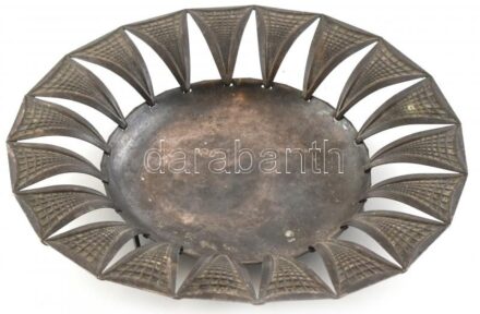 Alpakka kínáló, jelzés nélkül, kopott, d:24cm