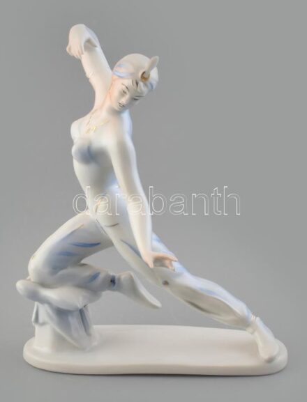 Hollóházi porcelán ,,Seherezádé', kézzel festett, jelzett, kopott, karján apró vaspötty, m: 25 cm