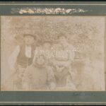1909 Szegénygyerekek 2 db keményhátú fotó 16x22 cm - Image 2