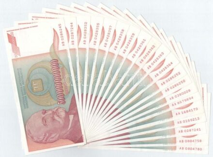 Jugoszlávia 1993. 500.000.000.000D (20x) közte 7db-os sorszámkövető sor, sorszámkövető párok, közeli sorszámok T:I,I- Yugoslavia 1993. 500.000.000.000 Dinara (20x) with 7pcs of consecutive serials, consecutive pairs and close serials