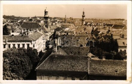 Sopron, látkép a Postapalotából, zsinagóga. Diebold-Gruber Foto (fl)