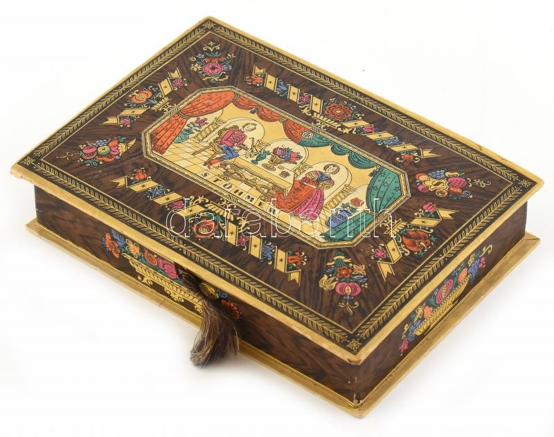 Cca.1940 Stühmer karton doboz, népies házassági jelenettel, sérült, 20x15x4,5cm