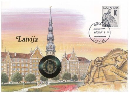 Lettország 1992. 50s Cu-Ni felbélyegzett borítékban, bélyegzéssel, német nyelvű tájékoztatóval T:1- patina, kis karc Latvia 1992. 50 Santimu Cu-Ni in envelope with stamp, cancellation and a prospectus in german C:AU patina, small scratch