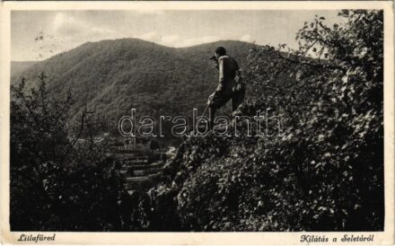 1935 Lillafüred (Miskolc), Kilátás a Seletáról, Palotaszálló, turista messzelátóval (EK)