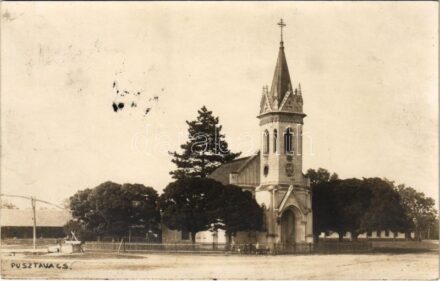 1926 Pusztavacs, Római katolikus templom, gémeskút. photo
