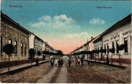 1917 Dombóvár, Bezserédy utca. Vasúti levelezőlapárusítás 5-1915. + 'ÚJDOMBÓVÁR-PÁLYAUDVAR' bélyegző