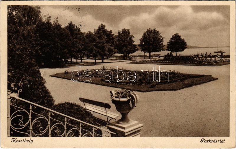 1943 Keszthely, park (EK) + 'M. KIR. 525. HADIKÓRHÁZ PARANCSNOKSÁGA' bélyegző