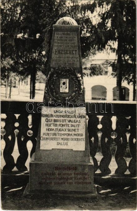 1914 Bártfafürdő, Bardejovské Kúpele, Bardiov, Bardejov; Emlékkő az Orvos forrásnál, melyben boldogult Erzsébet királyné (Sissi) pohara van elhelyezve. Rosenfeld Salamon kiadása / monument with the glass of Empress Elisabeth of Austria