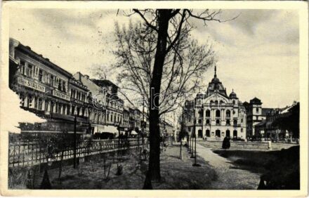 1938 Kassa, Kosice; Stefánikova ulica a Divadlo / Stefánik utca, Színház, üzletek / street view, theatre, shops (felületi sérülés / surface damage)
