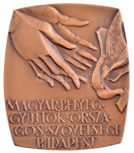 ~1970-1980. 'Magyar Bélyeggyűjtők Országos Szövetsége Budapest' Br plakett eredeti, kék tokban (56x65mm) T:1-