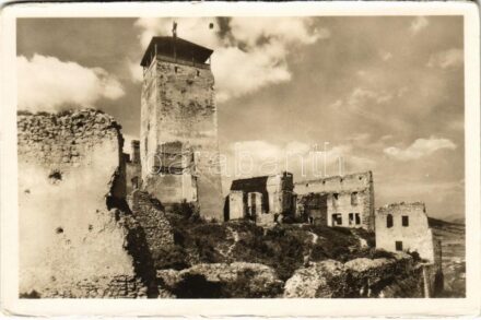Trencsén, Trencín; vár / Trenciansky hrad / castle (kopott élek / worn edges)