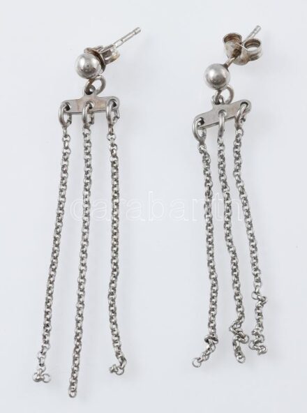 Ezüst(Ag) fülbevalópár, jelzett, h: 4 cm, nettó: 2,4 g