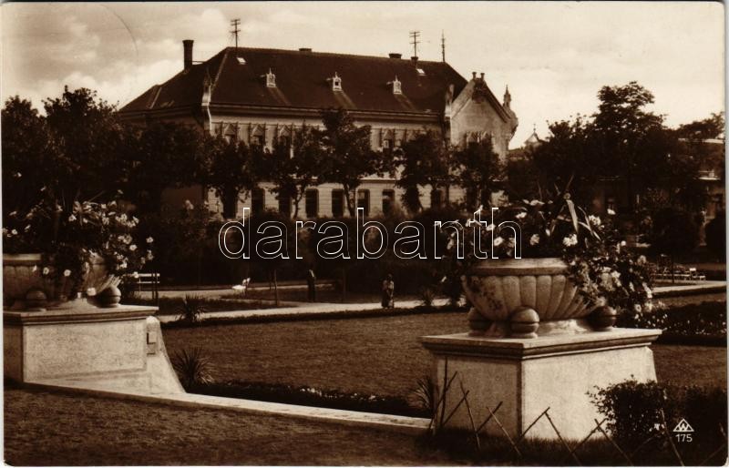 1936 Baja, Déry park, Városi polgári fiúiskola + 'BAJA-ÚJDOMBÓVÁR CS.SZM.'