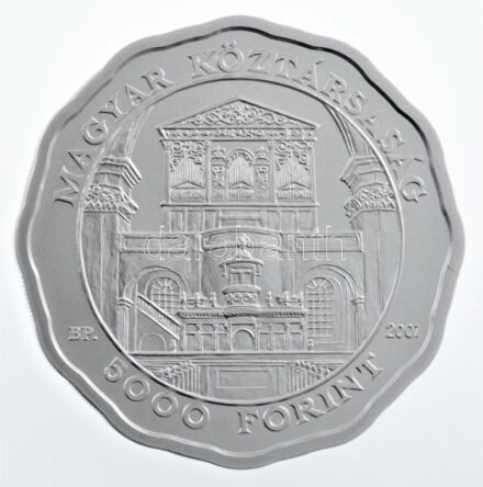 2007. 5000Ft Ag 'Debreceni Református Nagytemplom' tanúsítvánnyal, kapszulában, az MNB színes tájékoztatójával T:PP Adamo EM212