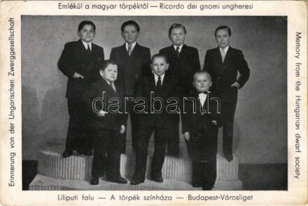 Liliputi falu: A törpék színháza, Budapesti Városliget. Emlékül a magyar törpéktől / Hungarian small people theatre, group (EK)