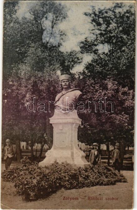 Zólyom, Zvolen; II. Rákóczi Ferenc szobor / statue of Francis II Rákóczi (fa)