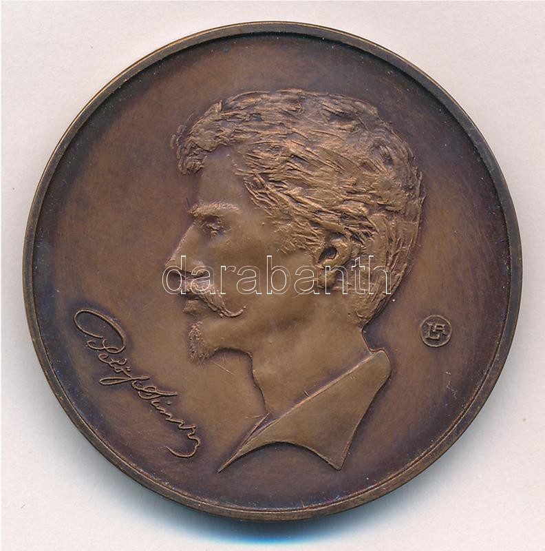 Lapis András (1942-) 1981. '10 éves a Kiskőrösi Csoport / Petőfi szülőháza' bronz emlékérem (42,5mm) T:1- Adamo KK2