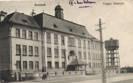 Szolnok, polgári fiú iskola, víztorony, kiadja Gerő Ignácz (lyuk / pinhole)