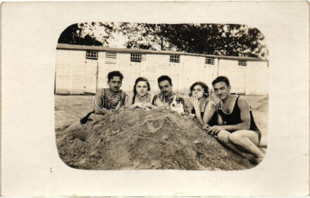 1926 Tatatóváros, Kristály strand, fürdőruhás csoportkép kutyával, homokvárépítés, cigiző lány. photo