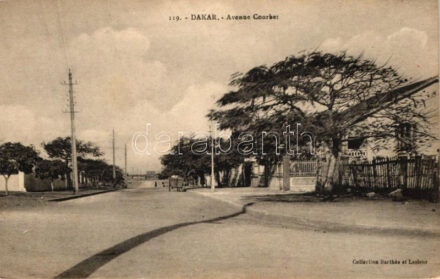 Dakar, Courbet avenue (EK)