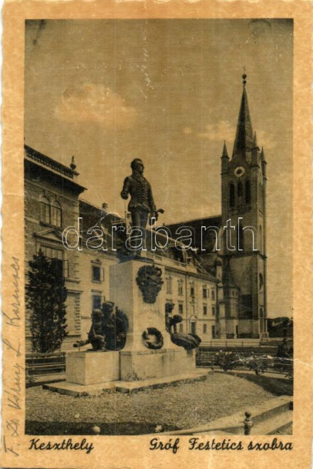 Keszthely, Gróf Festetics szobra, templom (fa)