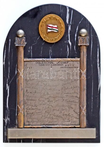 1937. 'Doleschal József szeretett elnökünknek a BBTE (Budapesti Budai Torna Egylet) Evezős Szakosztálya' fém plakett a tagok gravírozott aláírásával és zománcozott emlékérem (150x170mm,45mm), márványtalpon (168x222mm) T:2
