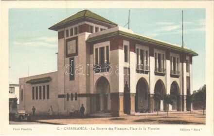 Casablanca, La Recette des Finances, Place de la Victoire / street view, automobile, finance office