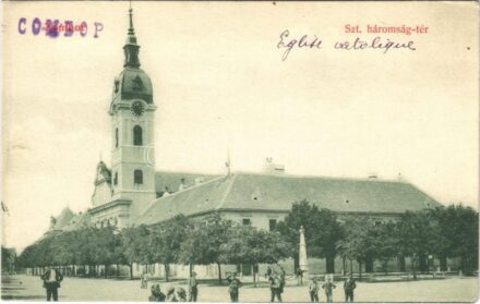 Zombor, Sombor; Szentháromság tér, templom / church, square