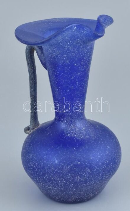 Kék kiöntő. Formába fújt, sérült. 18 cm