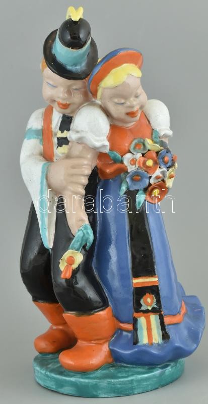 Komlós: Házaspár. Színes mázakkal festett Art Deco kerámia, jelzett, restaurált, sérült. m: 38 cm