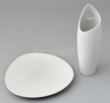 2 db Zsolnay, Török János, fehérmázas porcelán (váza, tányér) jelzett, kopott, vaspö9ttyökkel, m:27cm, d:25cm