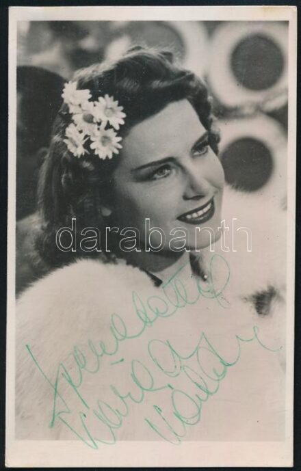 Karády Katalin (1910-1990) színésznő fotólap a színésznő autográf aláírásával 9x14 cm