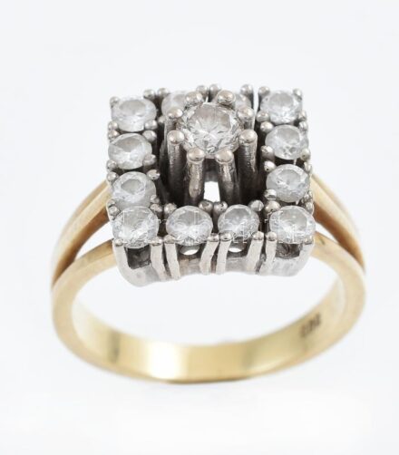 Arany (Au/14k) Női Art Deco fazonú koktélgyűrű 13 darab brillel (cca. 0,39ct) ékítve, jelzett, bruttó:6,3g, m:52