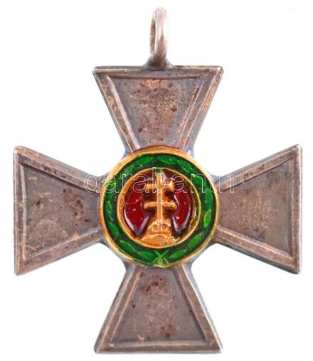 1929. 'A Magyar Érdemkereszt V. osztálya' kitüntetés jelzetlen, zománcozott Ag frakklánc miniatűrje (18x15mm) T:2 / Hungary 1929. Enamelled Ag miniature of the 'Hungarian Cross of Merit, 5th Class' decoration, without hallmark (18x15mm) C:XF