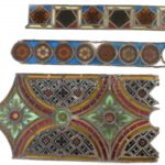 Ólomüvegablak töredékek, 3 db. Sérült. 49x7,5 cm és 54x26,5 cm