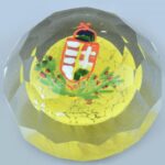 Magyar címeres többrétegű üveg levélnehezék 10 cm - Image 2