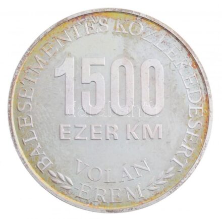 DN '1500 ezer km balesetmentes közlekedésért - Volán Érem' kétoldalas, jelzett Ag emlékérem eredeti tokban, tanúsítvánnyal (31,45g/0.925/42,5mm) T:1 (eredetileg PP) fo., patina