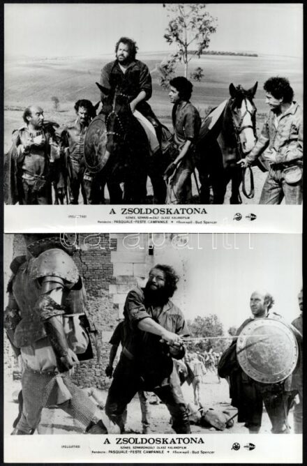 1976 Bud Spencer (1929-2016) filmszínész ,,A zsoldoskatona' című olasz film jeleneteiben, 5 db vintage produkciós filmfotó, ezüstzselatinos fotópapíron, 18x24 cm