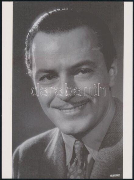 cca 1941 Jávor Pál (1902-1959) színész műtermi portréja mai nagyításon, Angelo (1894-1974) budapesti fényképész nevével jelzett, 24x18 cm