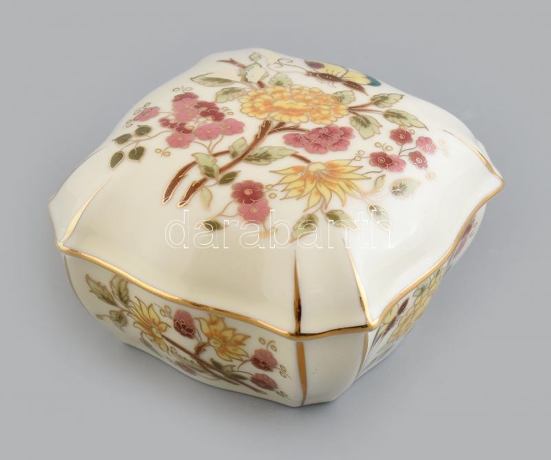 Zsolnay pillangó mintás bonbonier, kézzel festett, jelzett, hibátlan 11x11cm