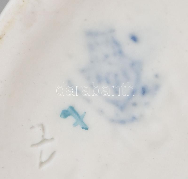Zsolnay porcelán 'Labdás Öcsi', kézzel festett, jelzett,(tervező:Sinkó András), apró mázhibával, m: 11 cm - Image 3