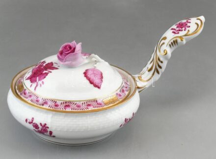 Herendi Apponyi mintás nyeles porcelán kínáló, kézzel festett, jelzett, kis kopásnyomokkal, d: 19 cm