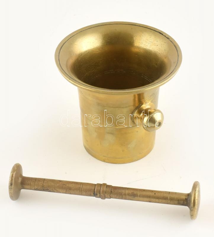 Réz mozsár, törővel, kopásokkal, m: 11 cm, h: 19 cm